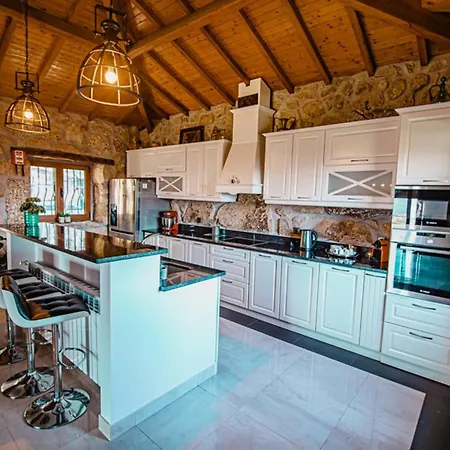 Semesterbostad Luxury Private Pool Belle Epoque *